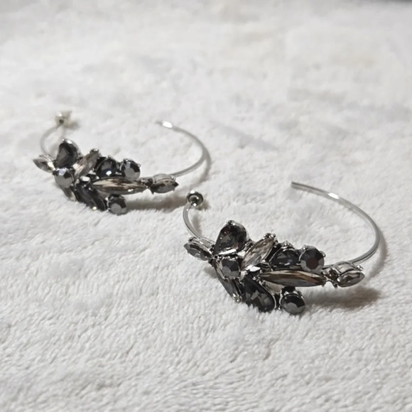 #418 NWT Paparazzi earring silver tone - Picture 4 of 5